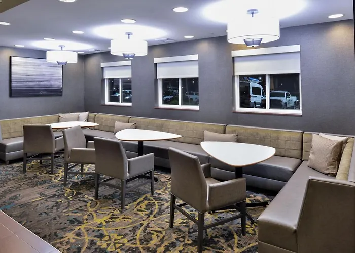 Hotel By Marriott South 3*
