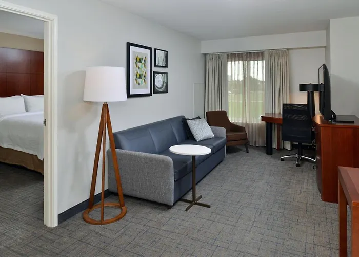 By Marriott South 3*