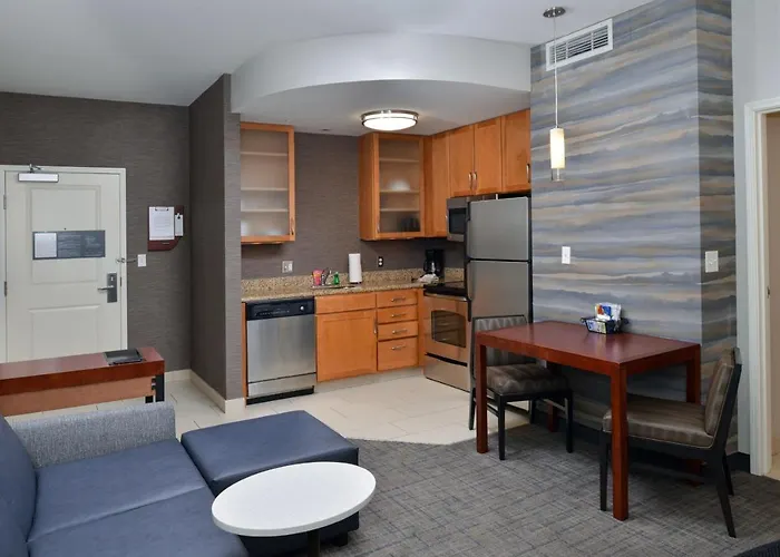 By Marriott South Hotel 3*