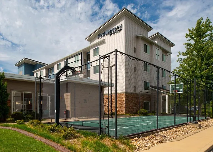Hotel By Marriott South 3*