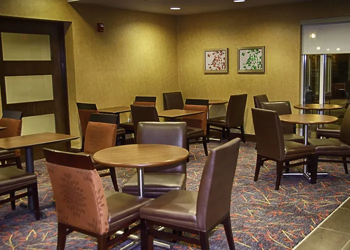 Hotel By Marriott South