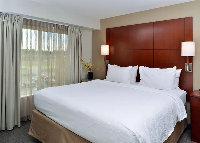 Hotel By Marriott South