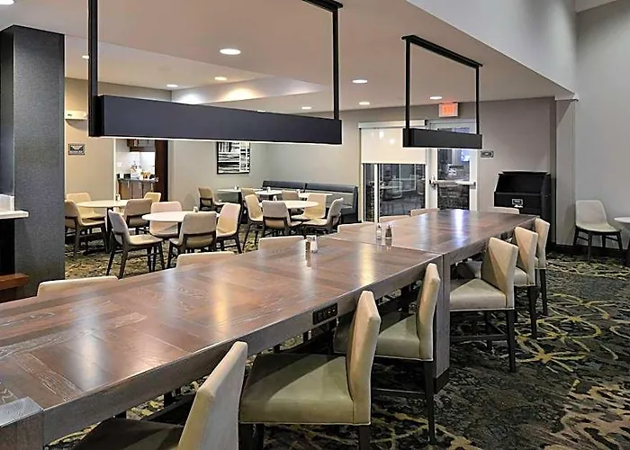 By Marriott South Springfield