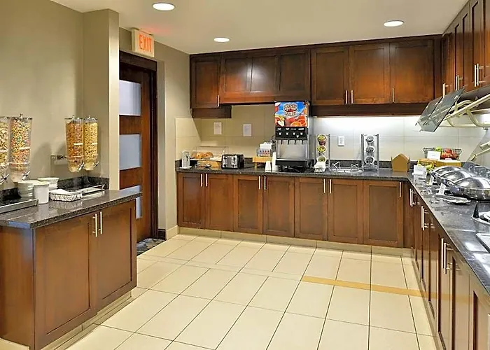 By Marriott South Hotel Springfield