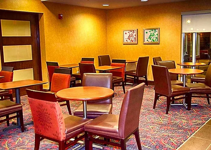 Hotel By Marriott South